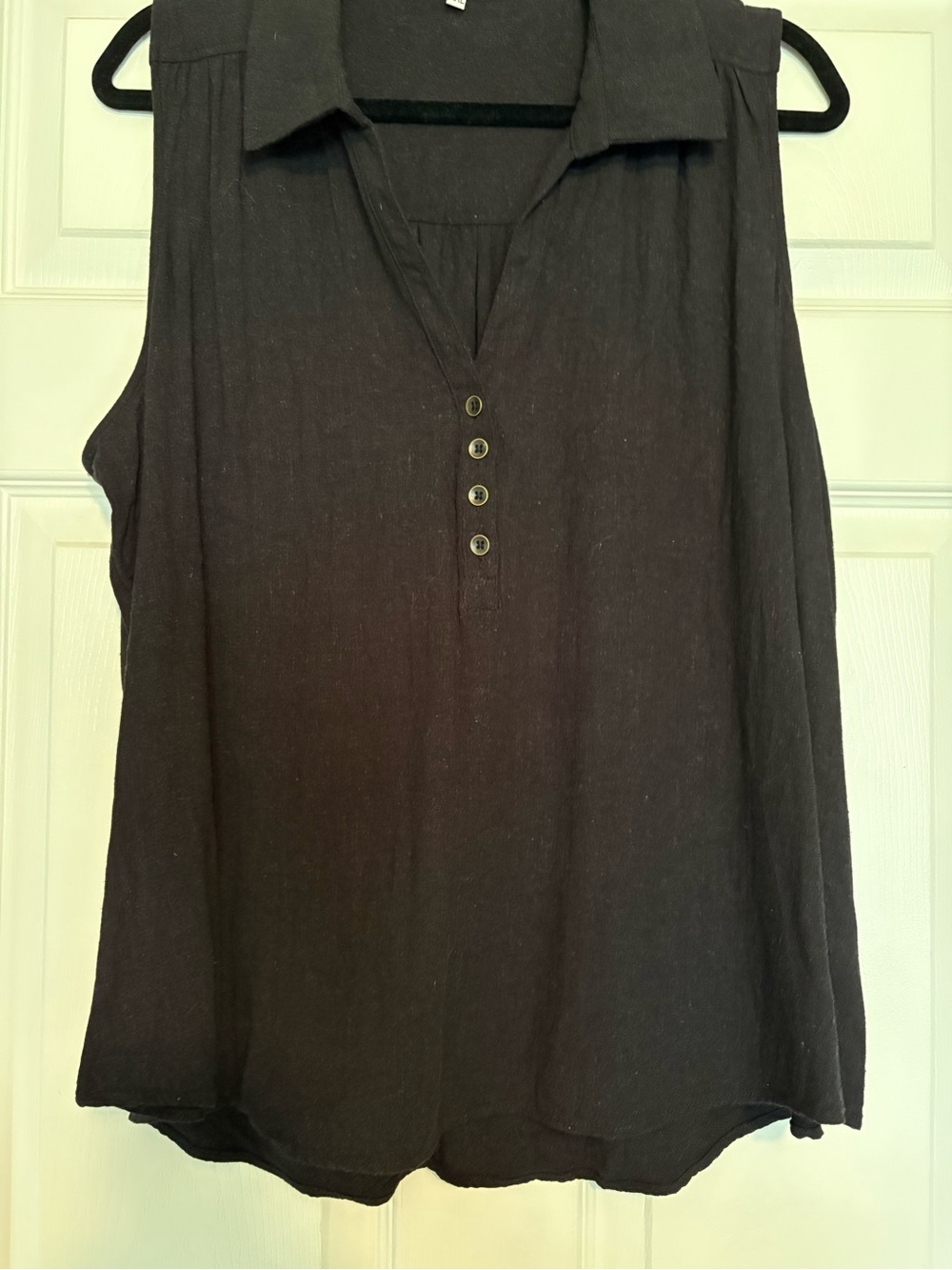 Maurices Black Sleeveless Collared Blouse Button Placket